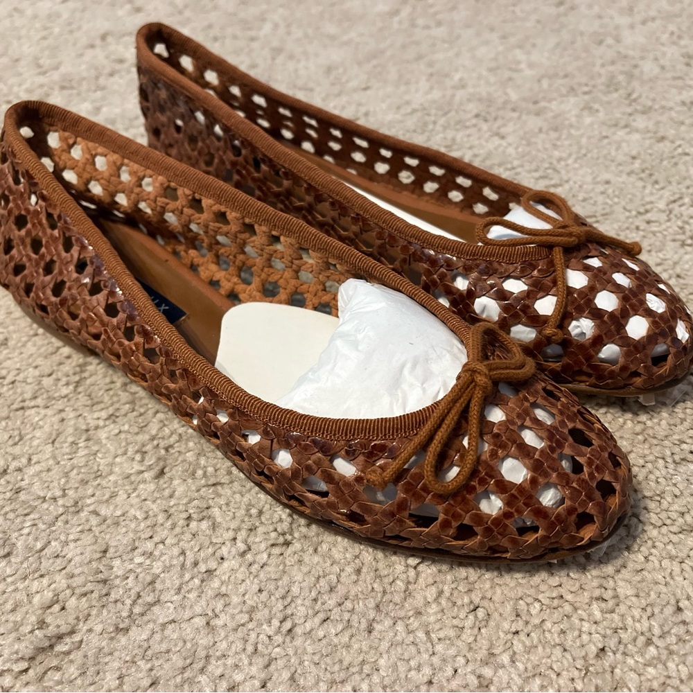 Brand New Margaux Flats Size 39 (US 7.5)